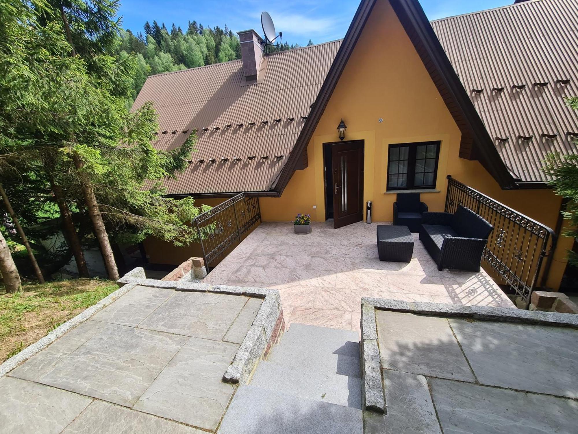 Pod Laskiem Krosnica  Esterno foto